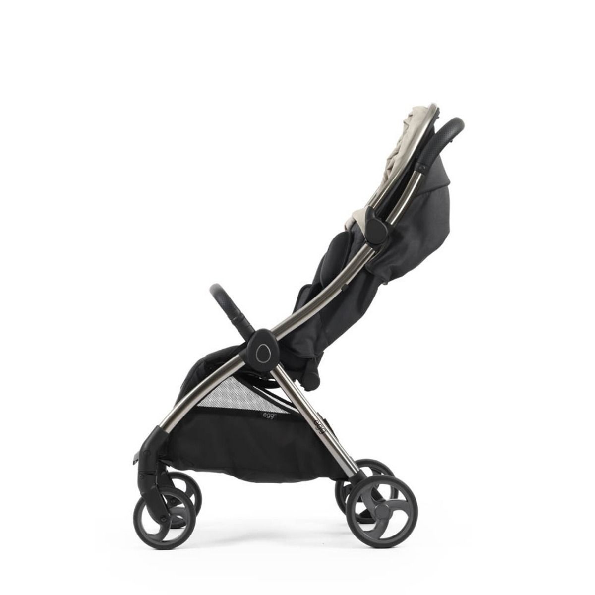 RetailSync:10836 Egg Z Stroller