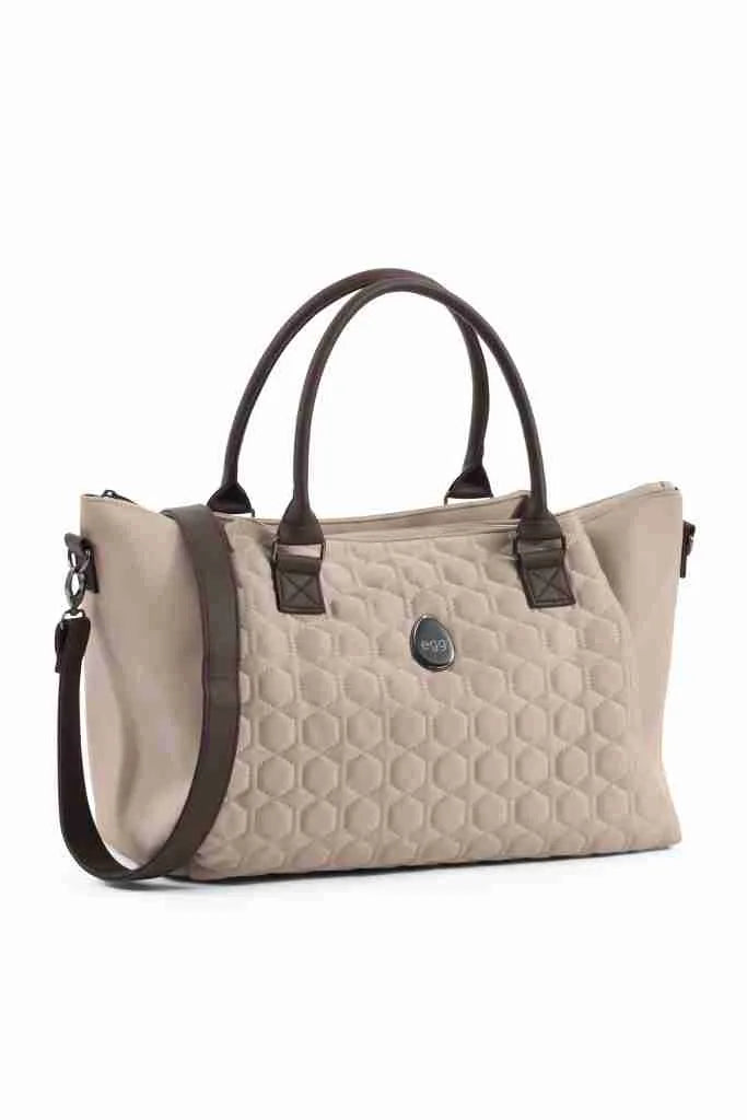RetailSync:10597 Egg Overnight Bag