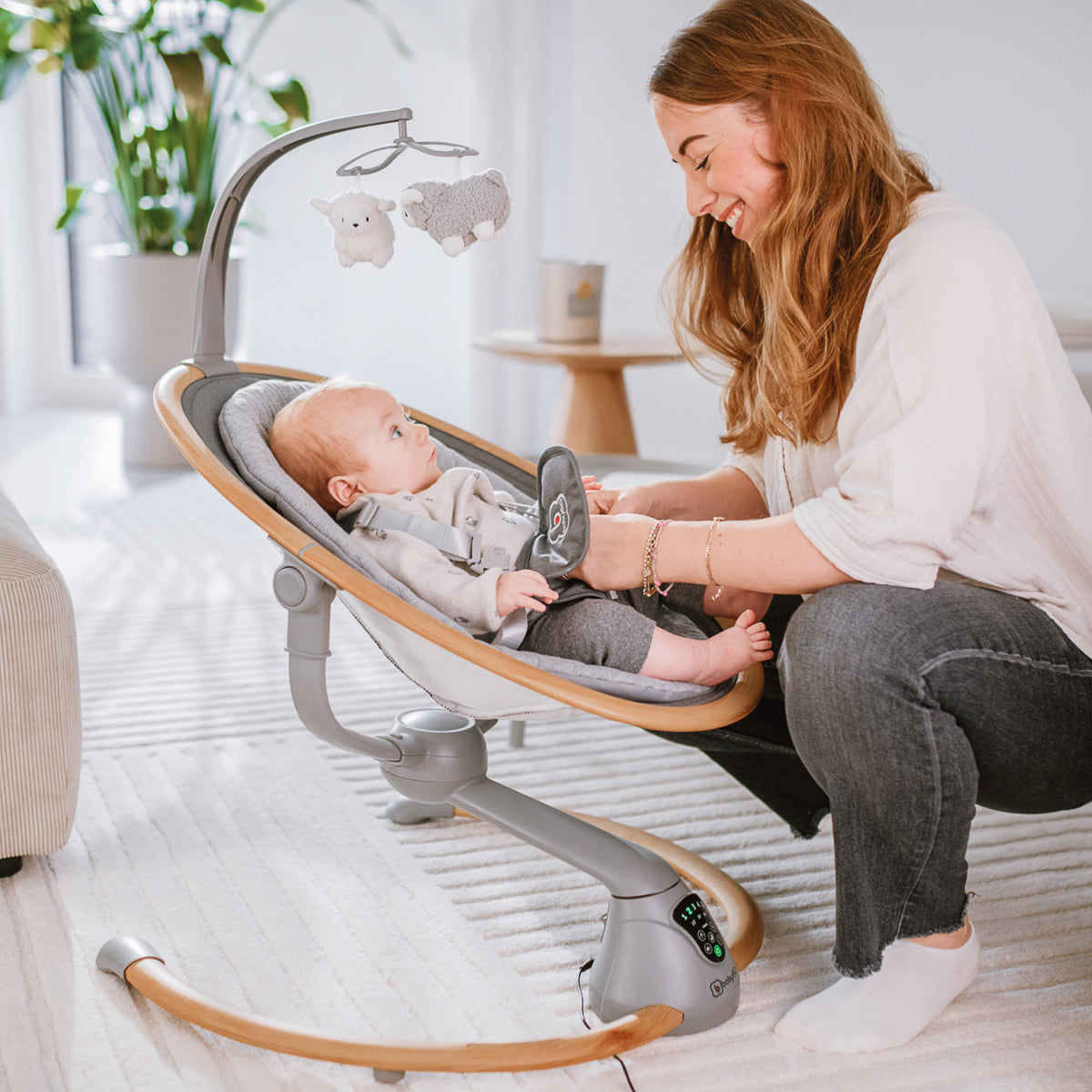 RetailSync:12870 BabyGo HOMEY Swing Wooden Frame