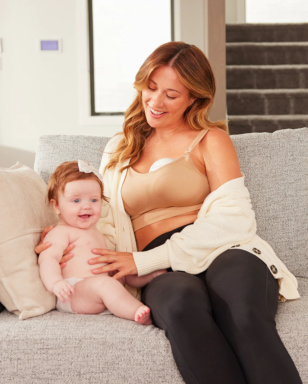 RetailSync:12945 MomCozy M5 Wearable Electric Breast Pump
