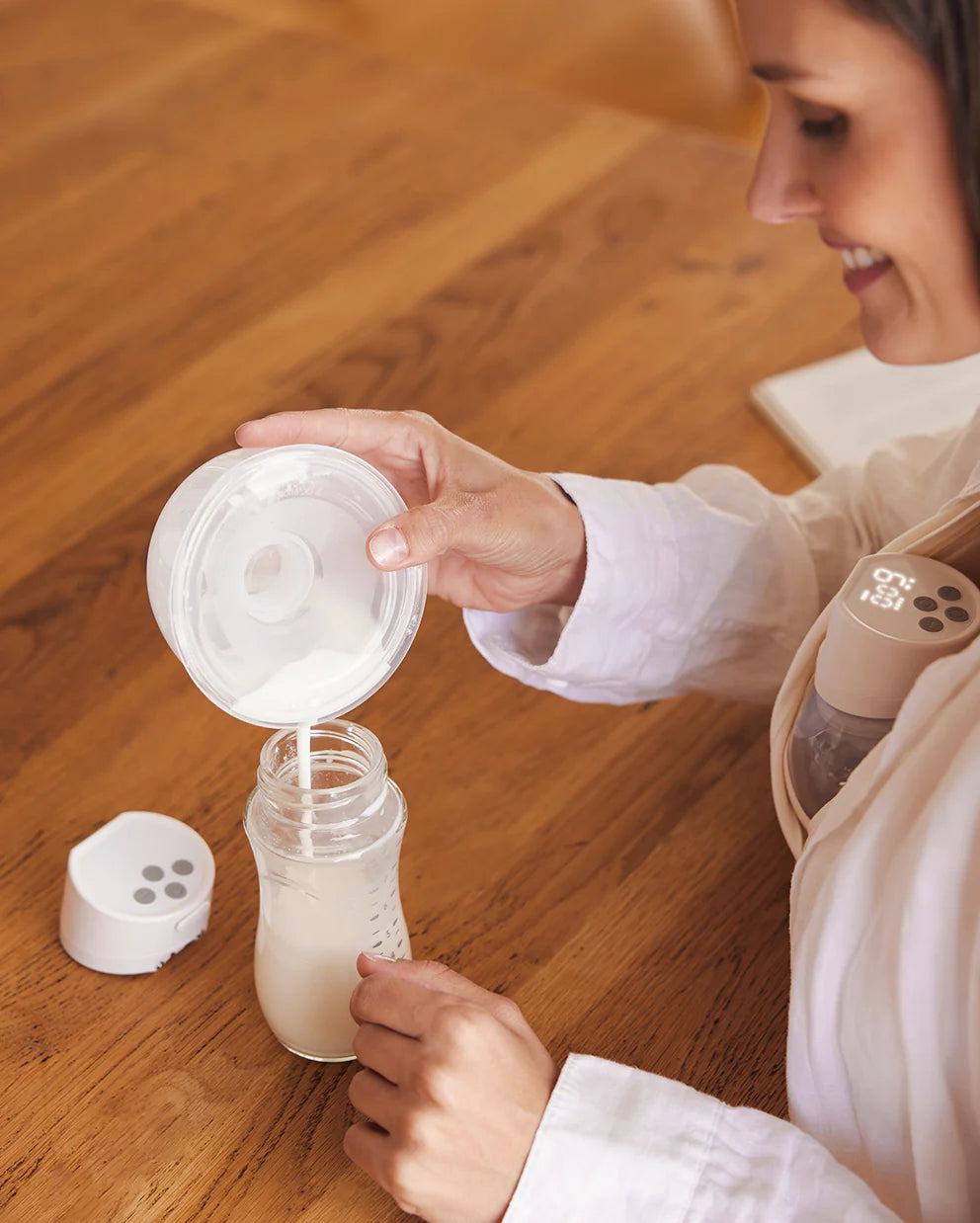 RetailSync:12994 MomCozy S12 Pro Wearable Breast Pump
