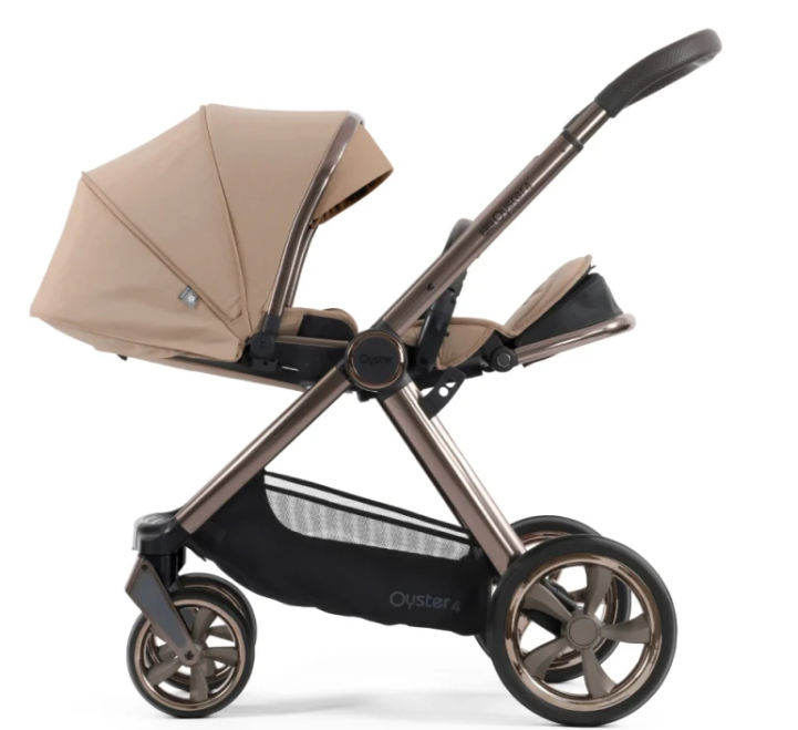RetailSync:13109 Babystyle Oyster 4 Stroller w/Raincover