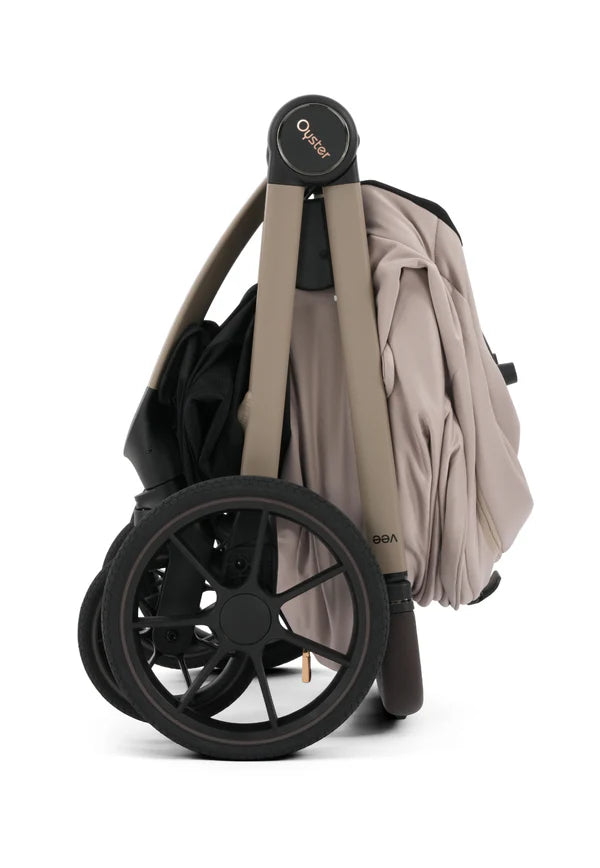 RetailSync:13235 BabyStyle Oyster VEE (inc Raincover's + Height Adapters + Adapters + Back pack + Footmuff +Bottle Holder