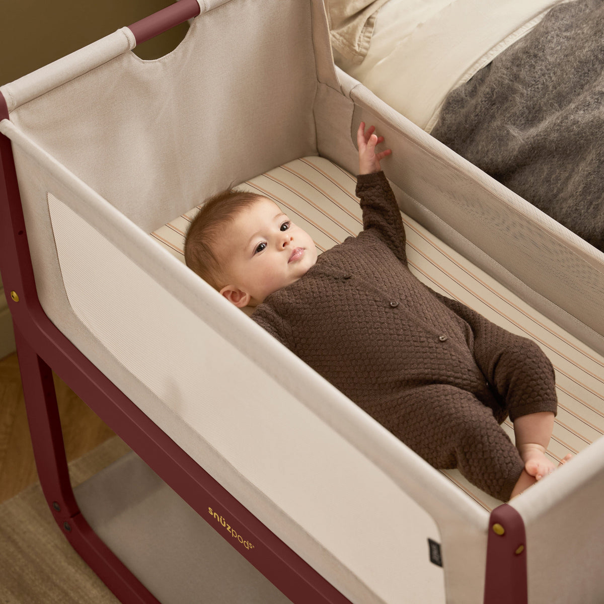 RetailSync:13415 Snuzpod 5 Bedside Crib