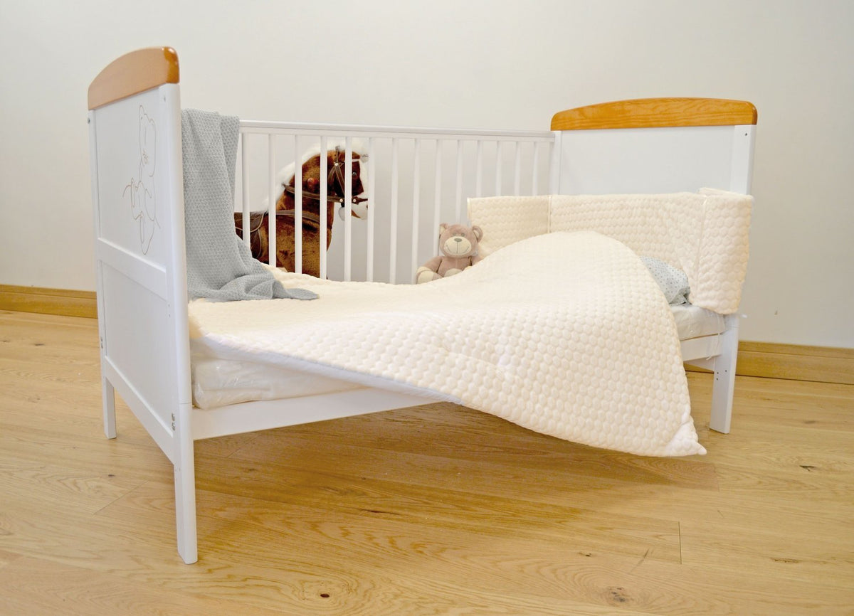 Cuddles Collection Quilt And Bumper Bedding Set Assorted