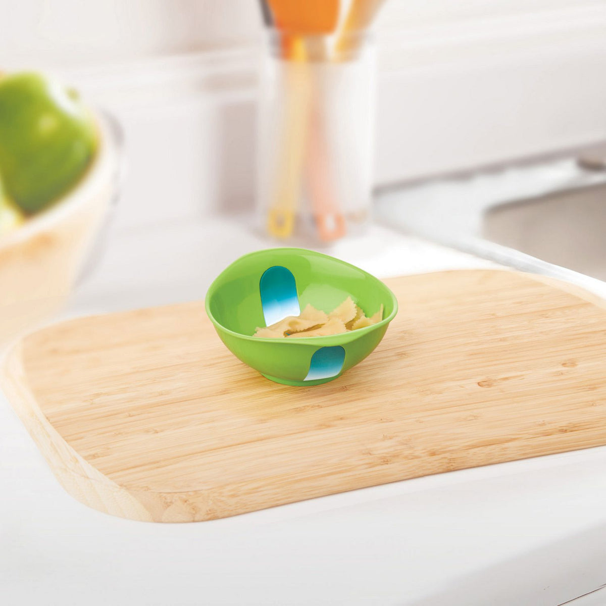 RetailSync:8388 Munchkin White Hot Bowls 3pk