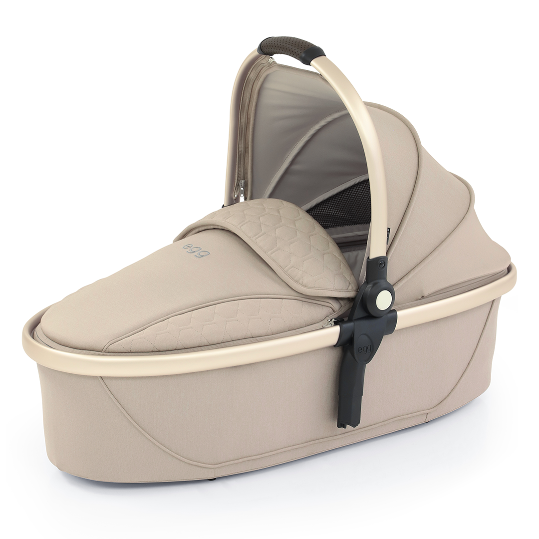 RetailSync:8786 Egg 2 Carry Cot + Rain Cover