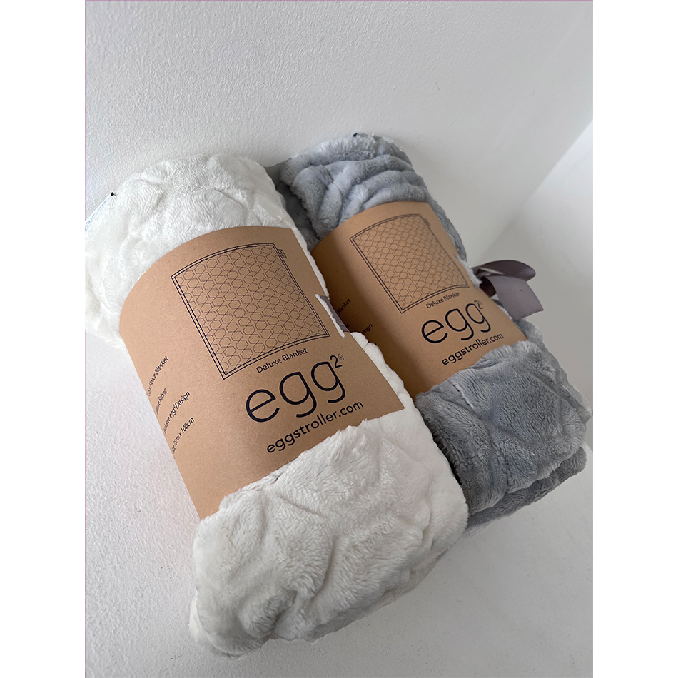 Egg Deluxe Blanket