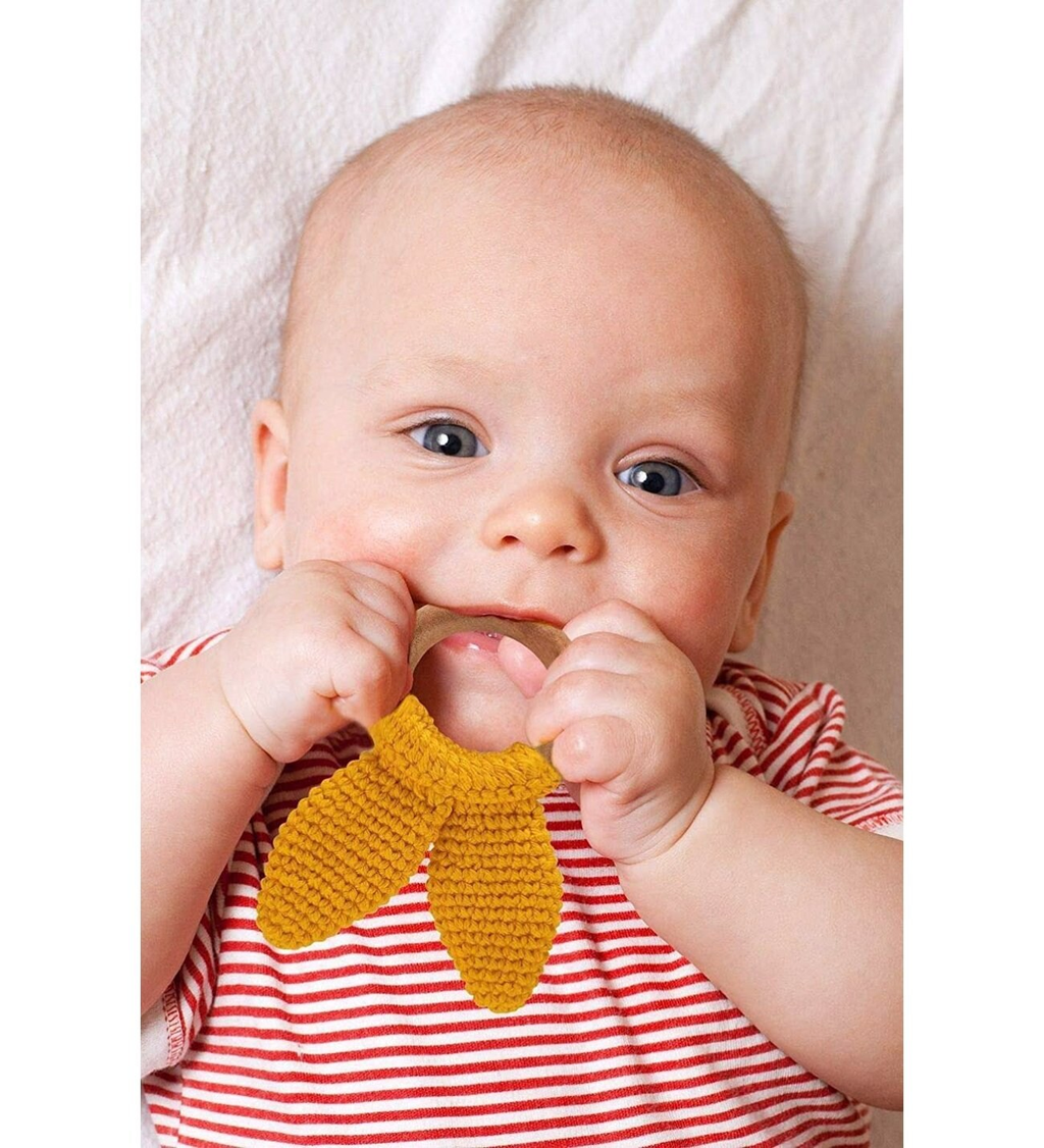 RetailSync:9348 BabyJem Knitted Wooden Teething Ring