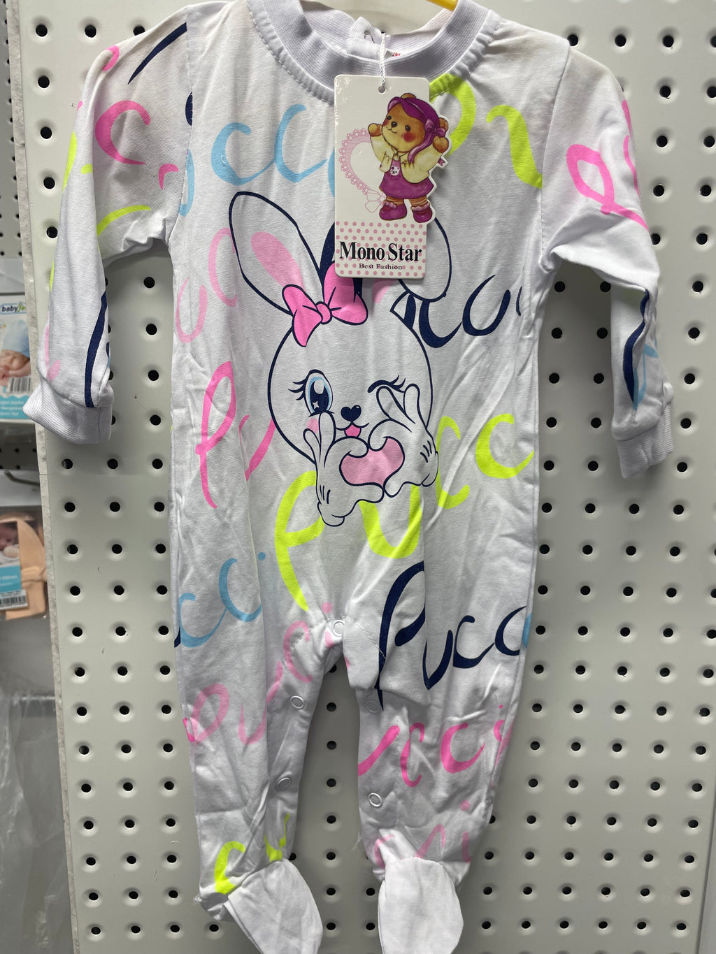 RetailSync:9883 Mono Star Baby Grow 3/6