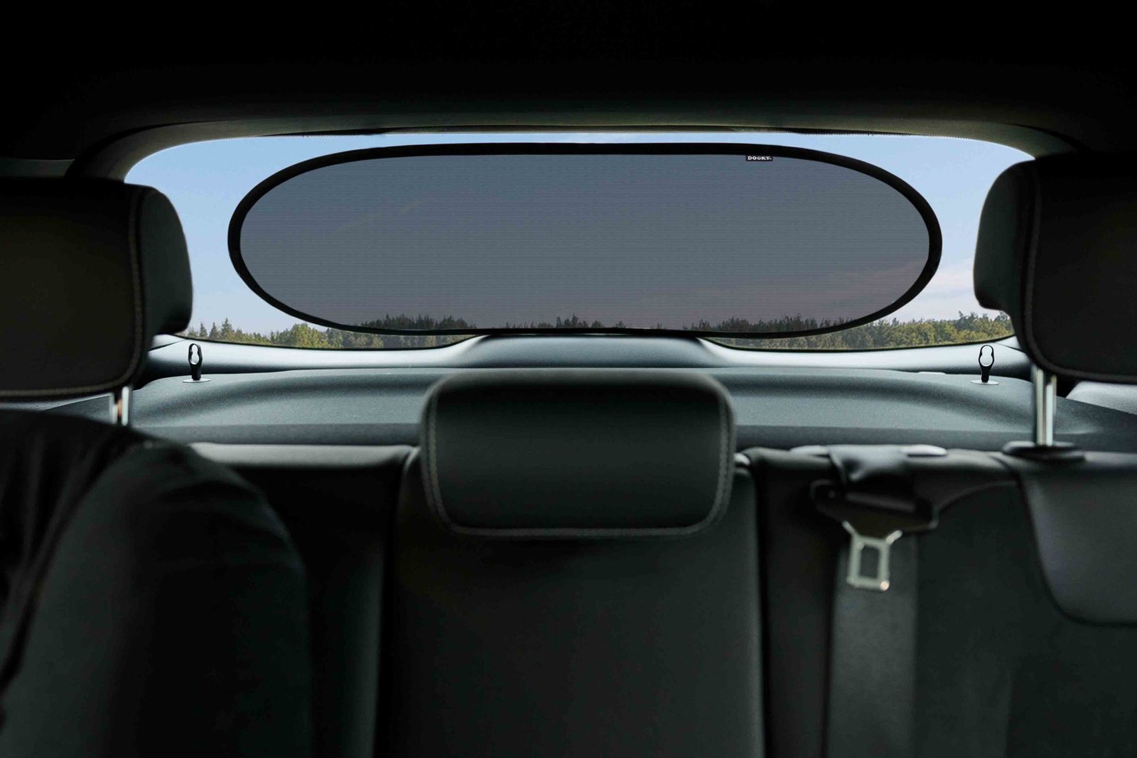0004492_rear-window-sunshade