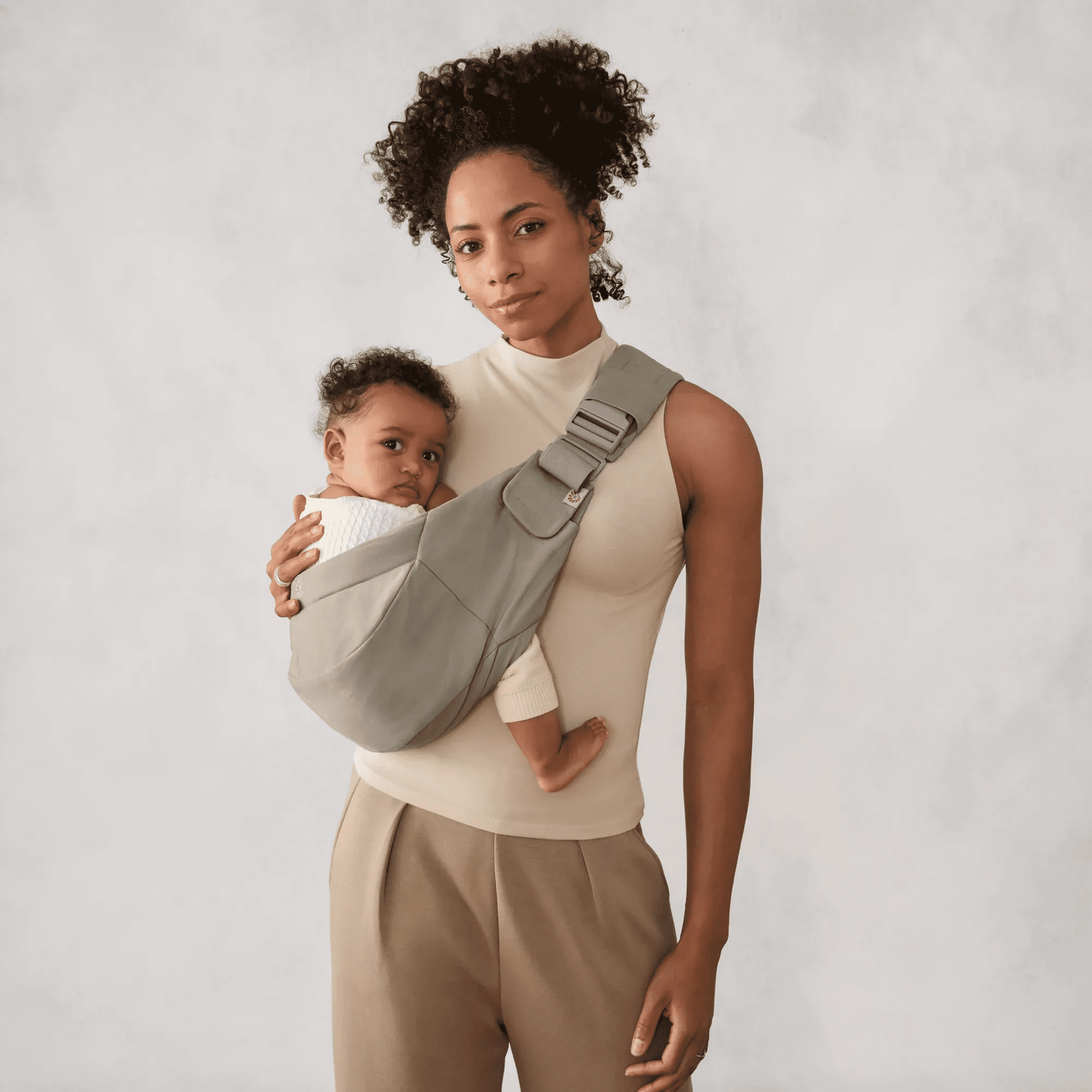 Ergobaby Upsie Sling Carrier – Soft Olive